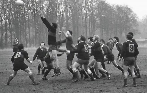 Jim Paterson jumping in a line out